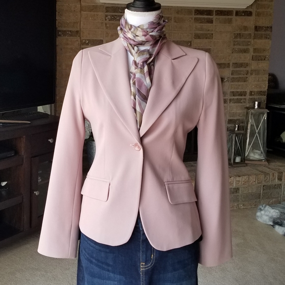 Te Quiero Jackets & Blazers - Mauve Te Quiero Suit Blazer from Greece - Small
